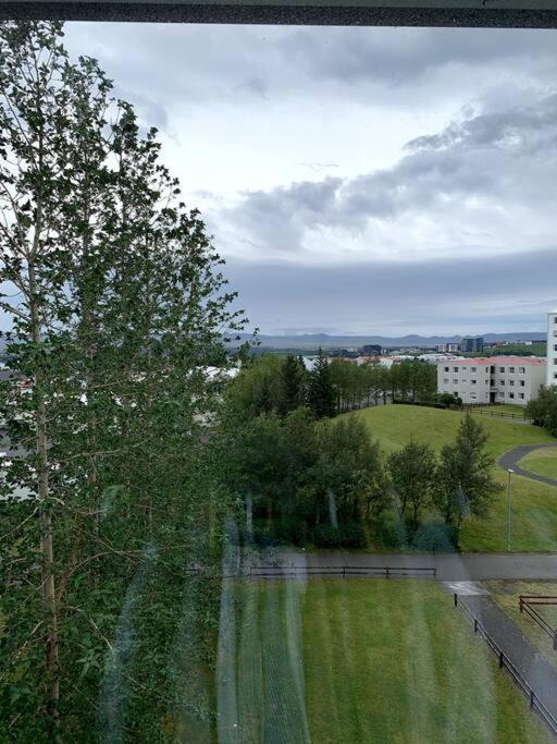 Apartment With A Great View Reykjavík Exterior photo
